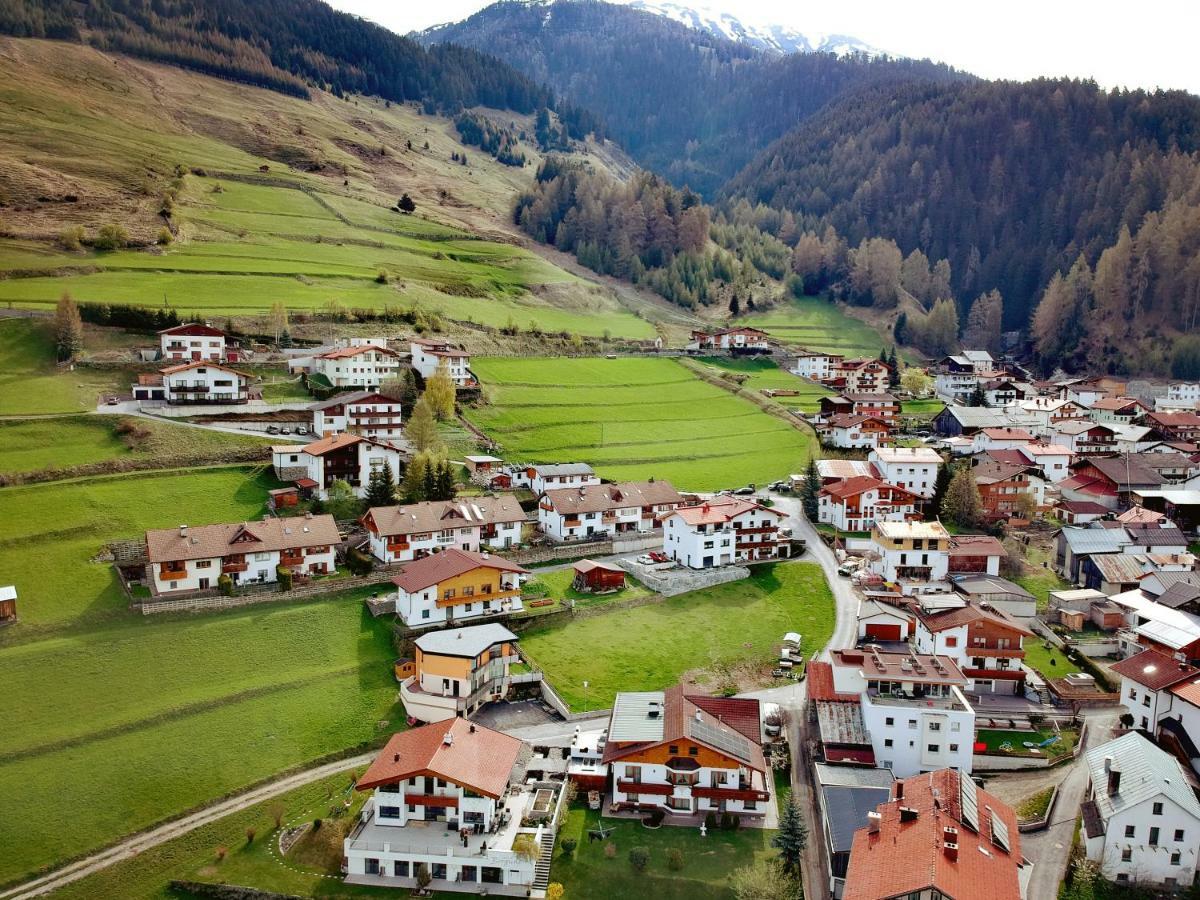Haus Vlcek Apartamento Nauders Exterior foto